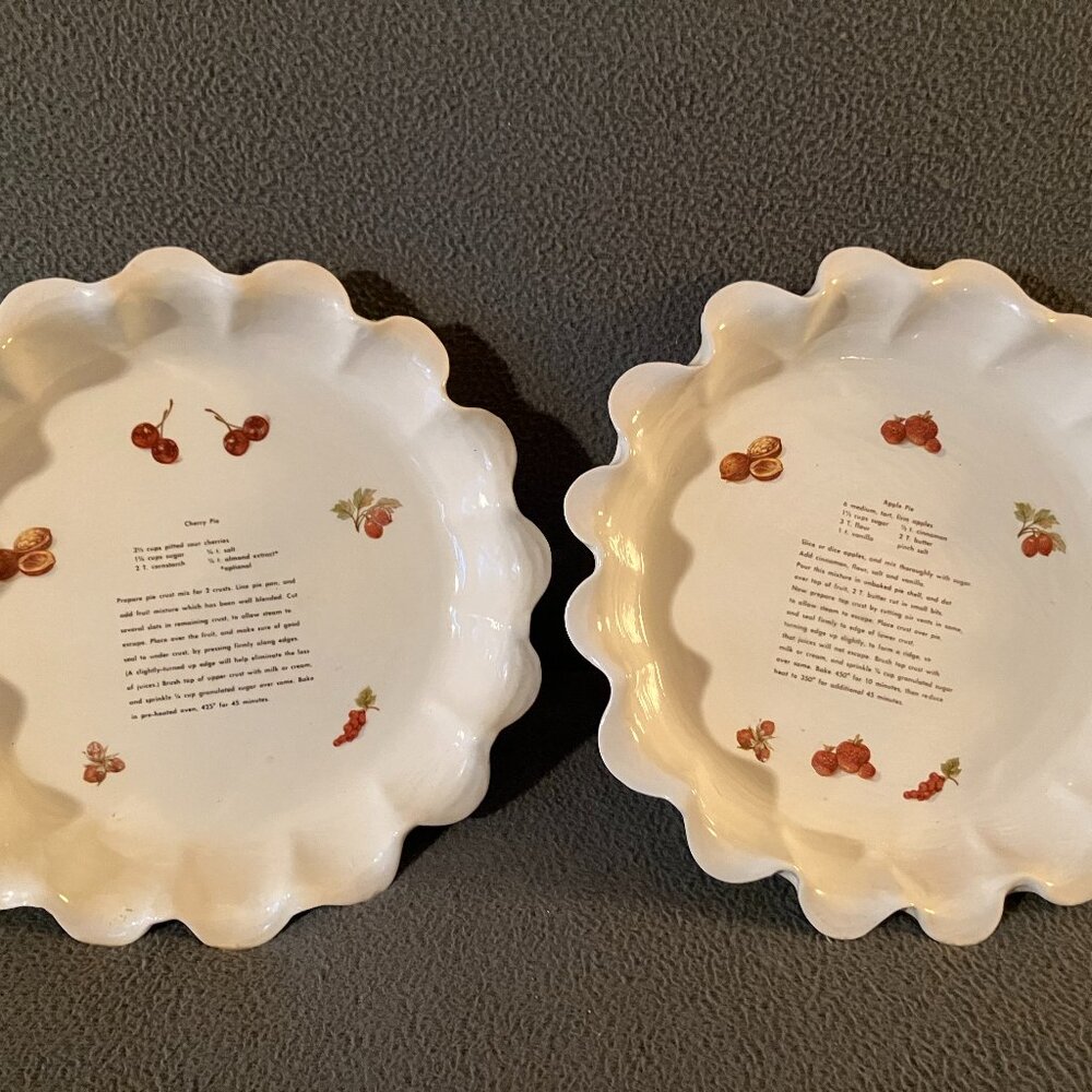 Set of 2 Deep Dish PIE PLATE Baking Dishes - Cherry and Apple Recipes printed on